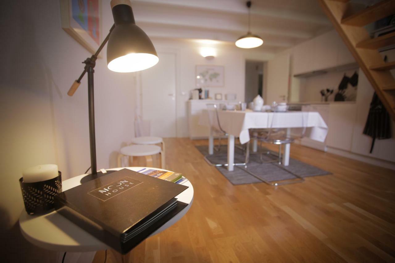 Moon House-Santa Catarina Apartment Порто Екстериор снимка